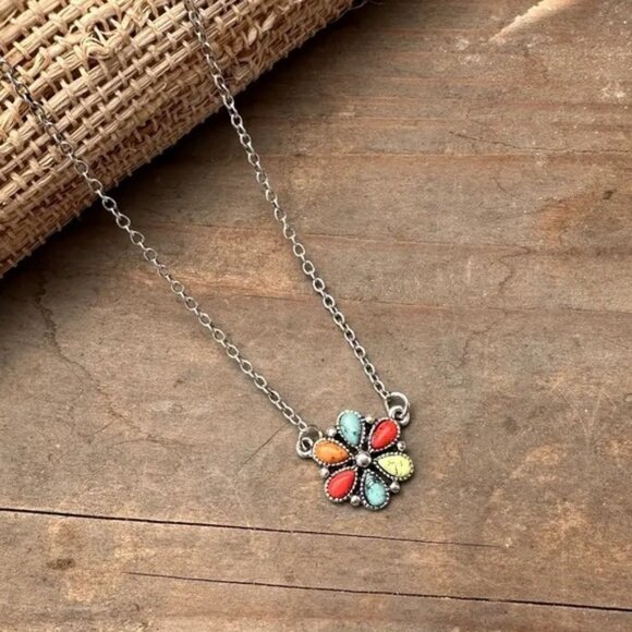 Free People Jewelry - Boho Multicolor Floral Necklace N1707